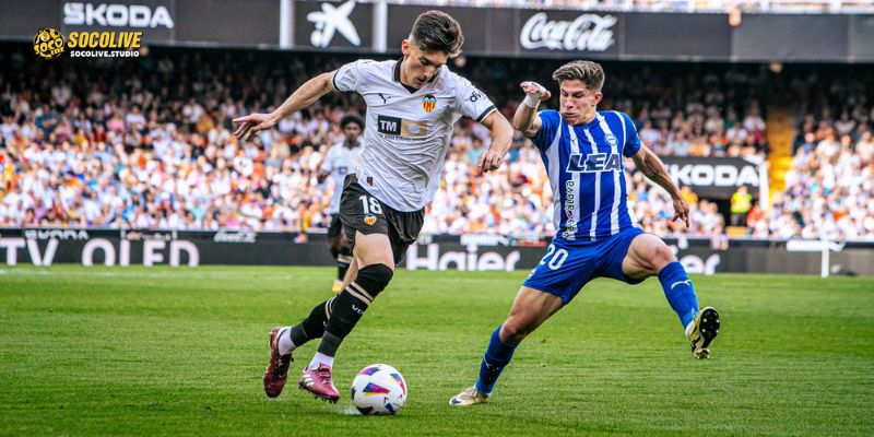 Alavés sẽ phải dựng "xe bus" nhiều tầng để chống đỡ sức ép từ đội chủ nhà Valencia